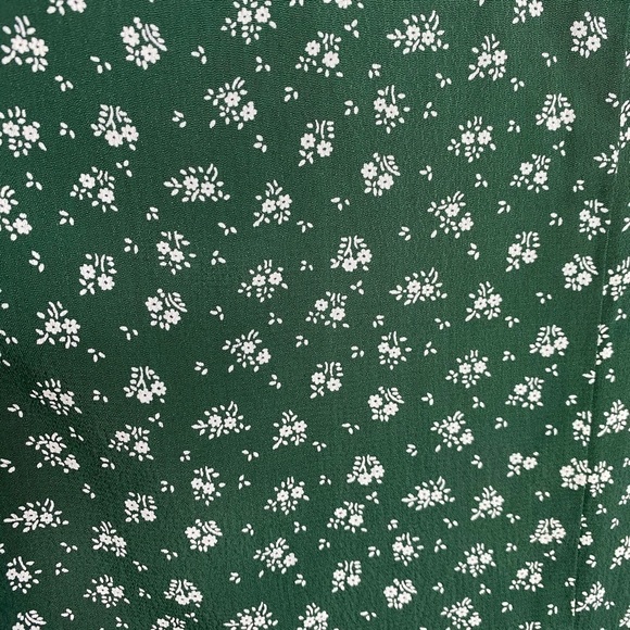 Revolve Blue Life Day Tripper Green Floral Romper Size Small NWT - Picture 4 of 5